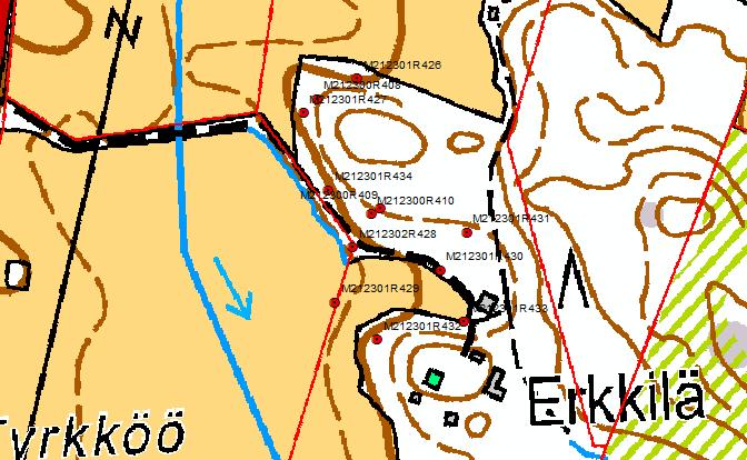 GEOLOGIAN TUTKIMUSKESKUS Pirkkalan Erkkilän kultamineralisaatio 3 Kuva 2. Erkkilän kohteen ja kairanreikien sijainti peruskartalla 2.