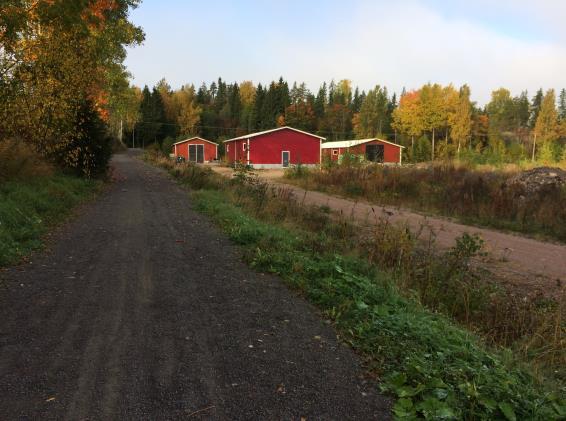 Suunnittelualue on osoitettu liike- ja toimistorakennusten korttelialueeksi (KL-1) sekä työpaikka-alueeksi (TP).