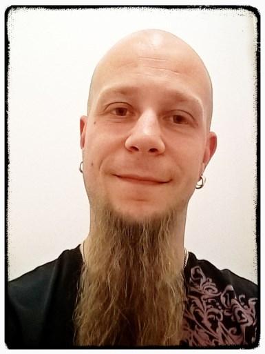6 TILAUSVÄLITYS: Taksintilaus (03) 106 2500 Autoilija suora (03) 653 2700 Ventola Antti 040-451 4107 valitys@aluetaksi.