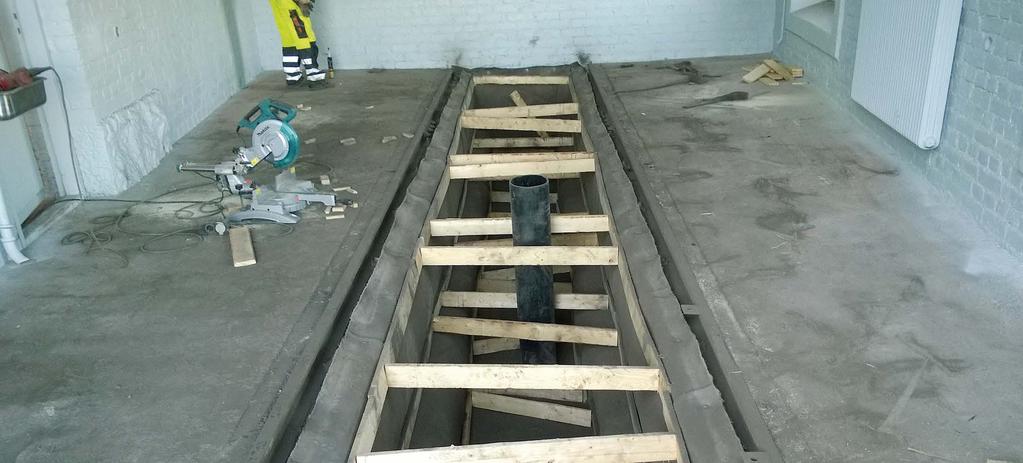 Teksti: Vesa Ville Mattila Kuva: Kaitos Autopesulan altaan pohjalle Kaitoksen uusimpiin tuotteisiin kuuluu Concrete Canvas -betonimatto.