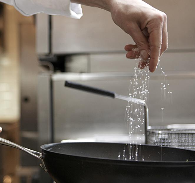 tulella kokkaamisen, grillaamisen ja fermentoinnin uskotaan yleistyvän entisestään samoin kuin ruoan kokkaaminen ja viimeistely asiakkaan edessä.