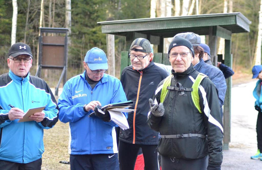 Spoven parhaat urheilijat 2017 Paras miesurheilija Raimo Hartonen (SM-pisteitä 53) Paras naisurheilija Hannele Kivistö (SM-pisteitä 37) Paras hiihtäjä Paras juoksija Paras heittäjä Paras hyppääjä