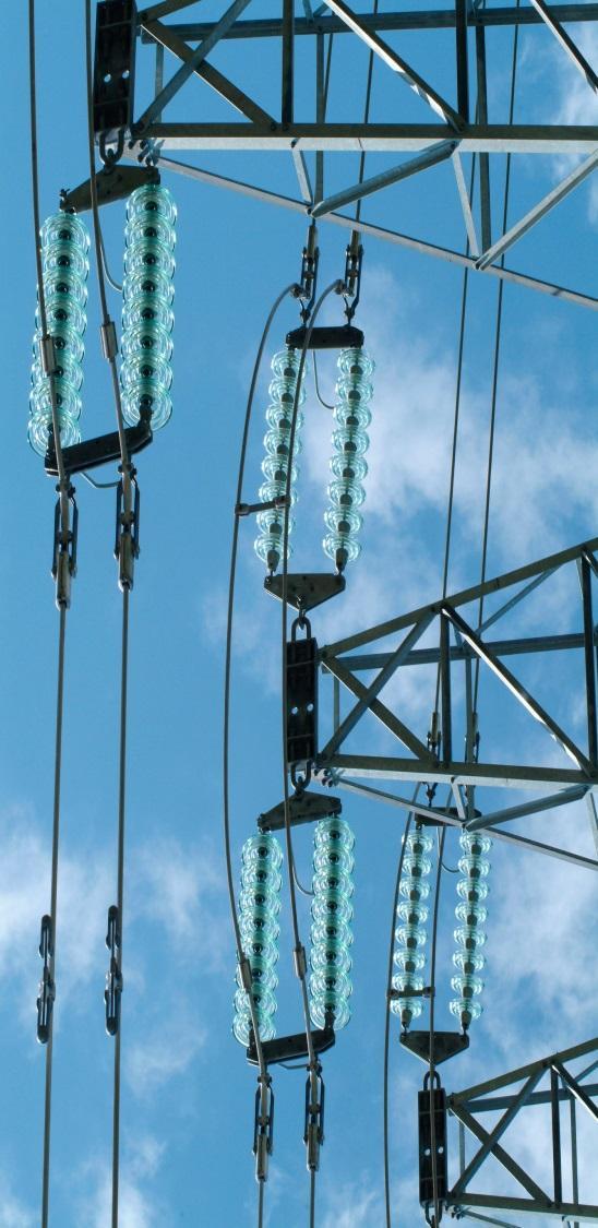 11 Sähkömarkkinalain vaikutuksia Fingridin toimintaan (1/2) Kantaverkon omistuksen eriyttäminen sertifiointi ja uusi verkkolupa Kantaverkon määrittely 220-400 kv, kulutusta syöttävä säteittäiset