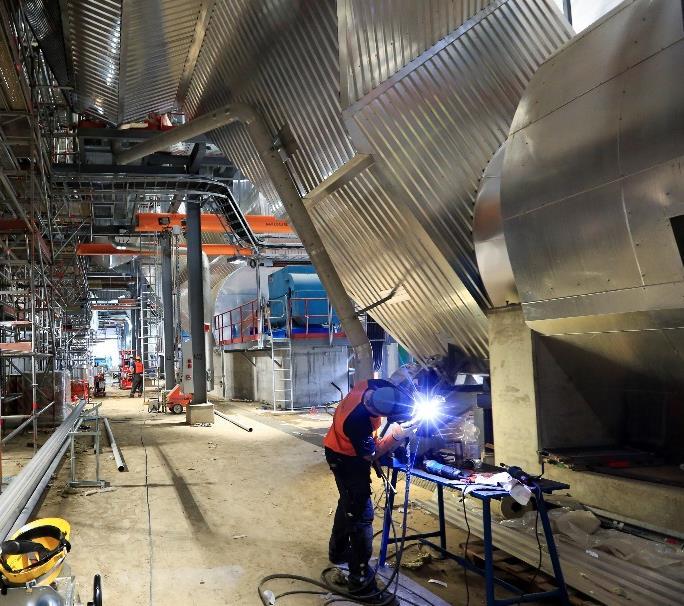 Tehdas on rakennettu tilaajavetoisena osaurakointina Metsä Fibre on rakennushankkeen päätoteuttaja Biotuotetehtaan rakentaminen on toteutettu