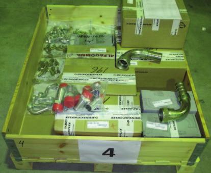 2-4 kw 11 13-CCP55 Säiliön upikansi 55+75 l 1 Yhteensä 64 Lavan tilauskoodi: 0212858 HYDRAULIIKKALIITTIMIÄ LAVA 4 08-12105 Tulppa 16x1,5 2995 NNA50005-12-12X Jic-12-12 Liitin, Nuorrutettu 46