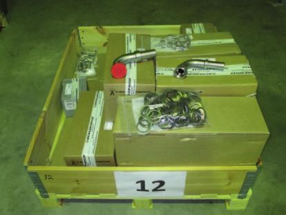 HYDRAULIIKKALIITTIMIÄ LAVA 12 S220000-12-12XS Hst-Holkki (Special) 5 S500580-24-24P SAE3000-90*-24-24 Hst-Liitin 1 S230000-08-08P Hst-Holkki 98-Letkulle 11 SA50054-20-20P JIC-90*-20-20 Hst-Liitin 6
