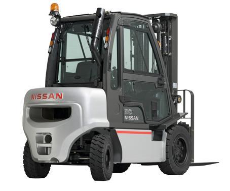 10 Kuva 3. Nissan DX -polttomoottoritrukki (Rotator Oy 2011). Kuva 4.