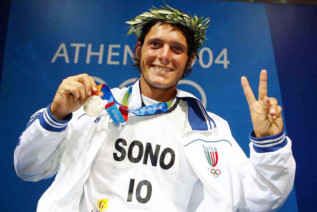 Aldo Montanon haastattelu Aldo Montano on olympiatason miekkailija, kaksinkertainen maailmanmestari, viisinkertainen Euroopan mestari ja yhdeksänkertainen Italian mestari.