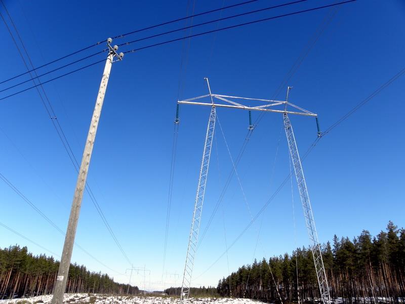 9 1.6 Suomen sähköverkon rakenne Suomen sähköjärjestelmä koostuu voimalaitoksista,