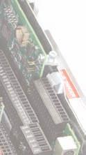Sisäiset komennot PowerFlex 755:n AC-aseman voi konfiguroida Allen-Bradley ControlLogixin ja CompactLogixin ohjelmoitavien automatisointiohjainten (PAC) sisäisten ohjeittein avulla.