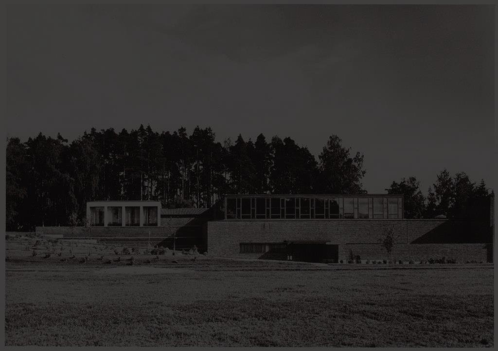 Lozzi oli Ylioppilastalo ennen Ilokiveä Ylioppilaskunta perustettiin vuonna 1934 Vuonna 1937 saatiin vanha luokkahuone kerhohuoneeksi S-rakennukselta Saman vuonna perustettiin ylioppilaskunnan