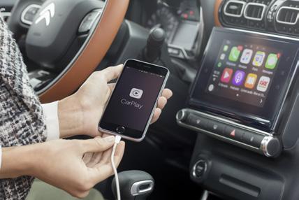 CITROËN Connect Nav (1) -navigointijärjestelmä.