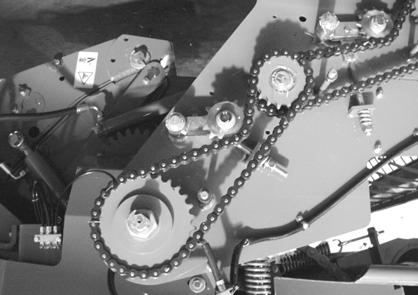 9 /BA/Wartung/Rundballenpresse/Spannen Ketten Schneidwalzenantrieb CF/CV @ 76\mod_309872904452_7.docx @ 664703 @ @ Pos: 79.