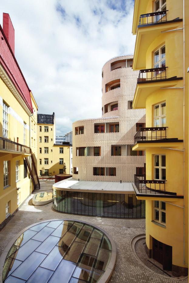 valolampien kautta. 4 Paasitornin 1.