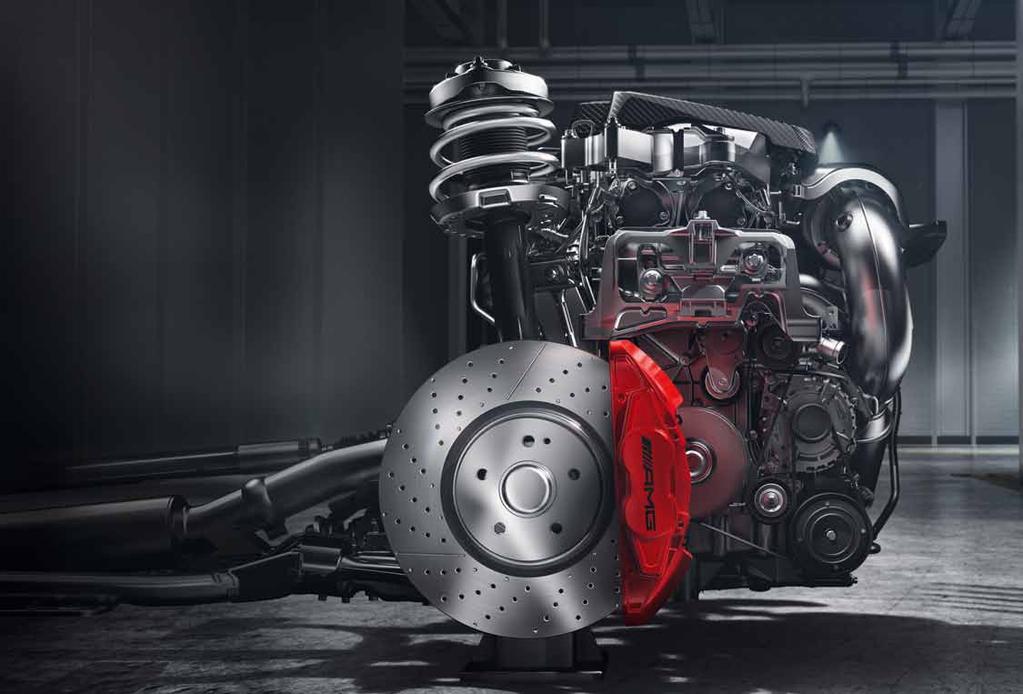 AMG Performance 4Matic -nelivedon ansiosta voima jakautuu optimaalisesti kaikille neljälle pyörälle.