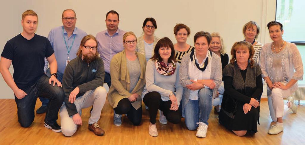Joutsi ja Päivi Väisänen. Apuvälinemyynnin yhteystiedot Ari Maaninen puh. 020 112 1681 ari.maaninen@mediq.com Heidi Miettinen puh. 020 112 1759 heidi.miettinen@mediq.com Tua Paro-Salmela puh.