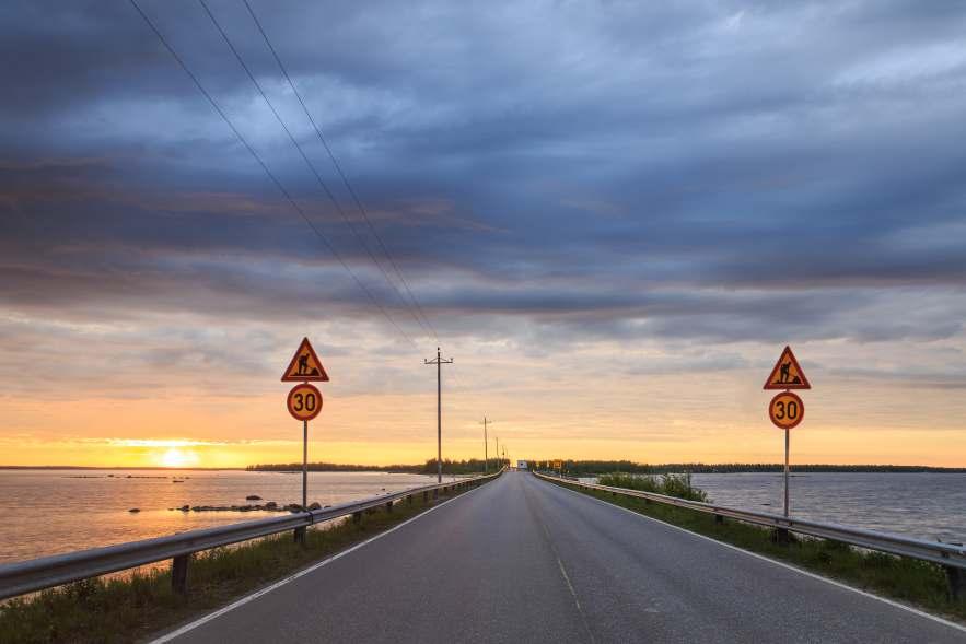 Liikennemerkkien lisäksi Laatukilpi on monipuolinen toimija liikenteen turvallisuuteen ja sujuvuuteen liittyen.