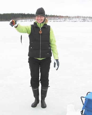 Ohjelman mukaisen vesistö- ja kalastotarkkailun hoitaa tarkkailuohjelman mukaiselle jaksolle Savo-Karjalan Ympäristötutkimus Oy koko Pielisjoen ja Pyhäselän pohjoisosan kuormittajien