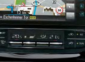TOYOTA TOUCH Käyttötoimintojen ytimessä on uusi 8" kosketusnäyttö, jonka toimintoihin kuuluvat navigointi, äänentoisto, sääilmoitukset, kännykkäliitännät ja laitteiston ääniohjaus.