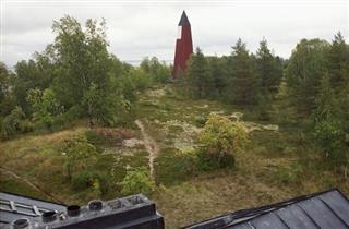 liittyvä rakennuskanta ovat hyvä esimerkki eristyneissä oloissa toimineesta merenkulun virkamiesyhdykunnasta.