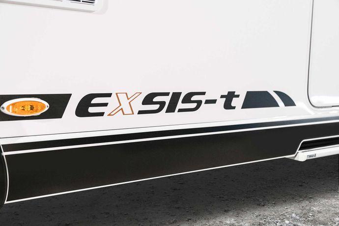 HYMER-matkailuauton perän tunnistaa jo kaukaa hienoista LED-hybriditeknologiaa
