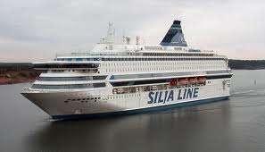 LIITTO KOULUTTAA Maanpuolustuksen Henkilökuntaliitto MPHL ry järjesti Puheenjohtaja - sihteeripäivät Helsingissä Hotel Arthurissa ja Tallinkin Silja Europa laivalla 18. 19.5.2013 Tallinnan risteilynä.