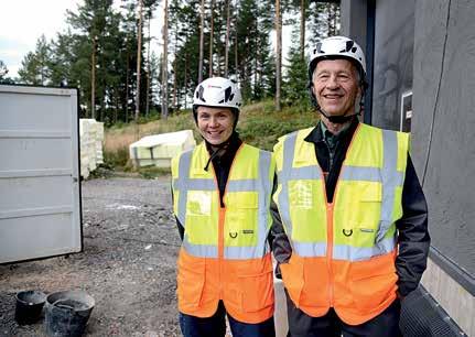 metaania niin kutsutulla Sabatierin reaktiolla: CO 2 + 4H 2 > CH 4 + 2H 2 O; Δ H 0 = 165,0 kj/mol. Puhdas metaani sopii paineistuksen jälkeen liikennepolttoaineeksi.