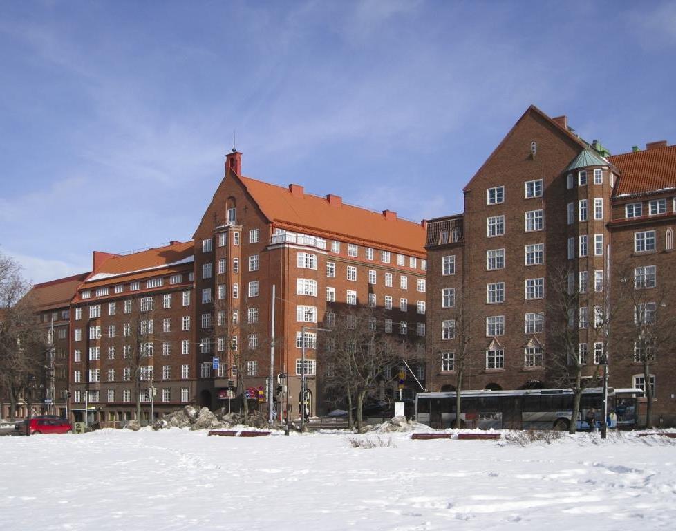 Rakennettu ympäristö on kulttuuriperintö tuleville sukupolville -esimerkkialue Töölö, Helsinki Arvostettuja 100-vuotta vanhoja asuinkerrostaloja, joiden arvo vain nousee