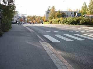 liikenteen väylän reunaosa kivetty. 25.1.