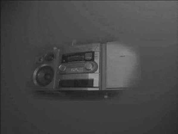 7.6 TV- tai radiotilan valinta Kun katselet digitaalista TV:tä tai kuuntelet digitaalista radiota, vaihda TV- ja radiotilojen välillä painamalla kaukosäätimen <TV/RADIO>-näppäintä. 7.