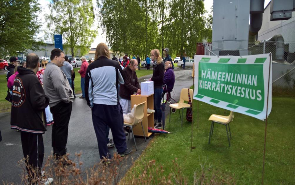 Hämeenlinnan seudun työvalmennussäätiö Luotsi Luotsin toimintaa ohjaavat arvot: tahto tehdä yhdessä tahto kehittyä