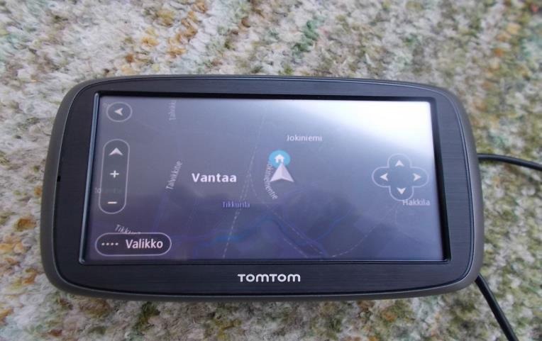 Vaihtoehtona olisi ostaa 80/100 W H4 valot, mutta ne taitaa olla tieliikennekäytössä kielletyt.