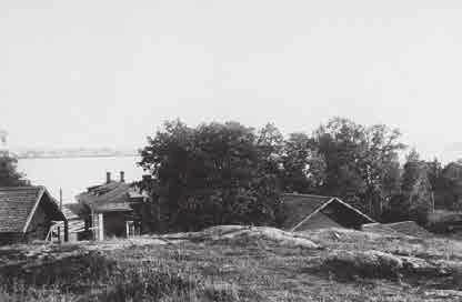 Kuninkaankartta Vuoden 1780 kartoituksen mukaan tehty Kuninkaankartta osoittaa peltoalueiden laajentuneen nykyisten Maatalousoppilaitoksen, Järvenpään keskustan ja Seutulan kartanon maille sekä