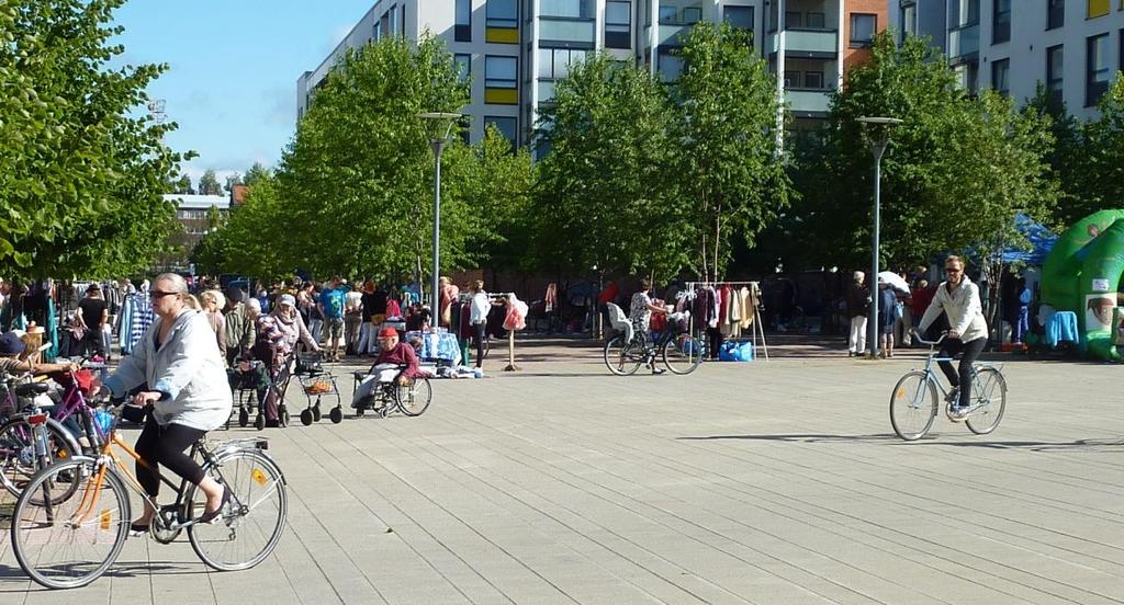 40 Suunnittelualueella on paikkoja, joissa jalankulkijoiden ja pyöräilijöiden käyttöön varataan yhteinen tila (ns. jalankulkijoiden ja pyöräilijöiden shared space -alue).