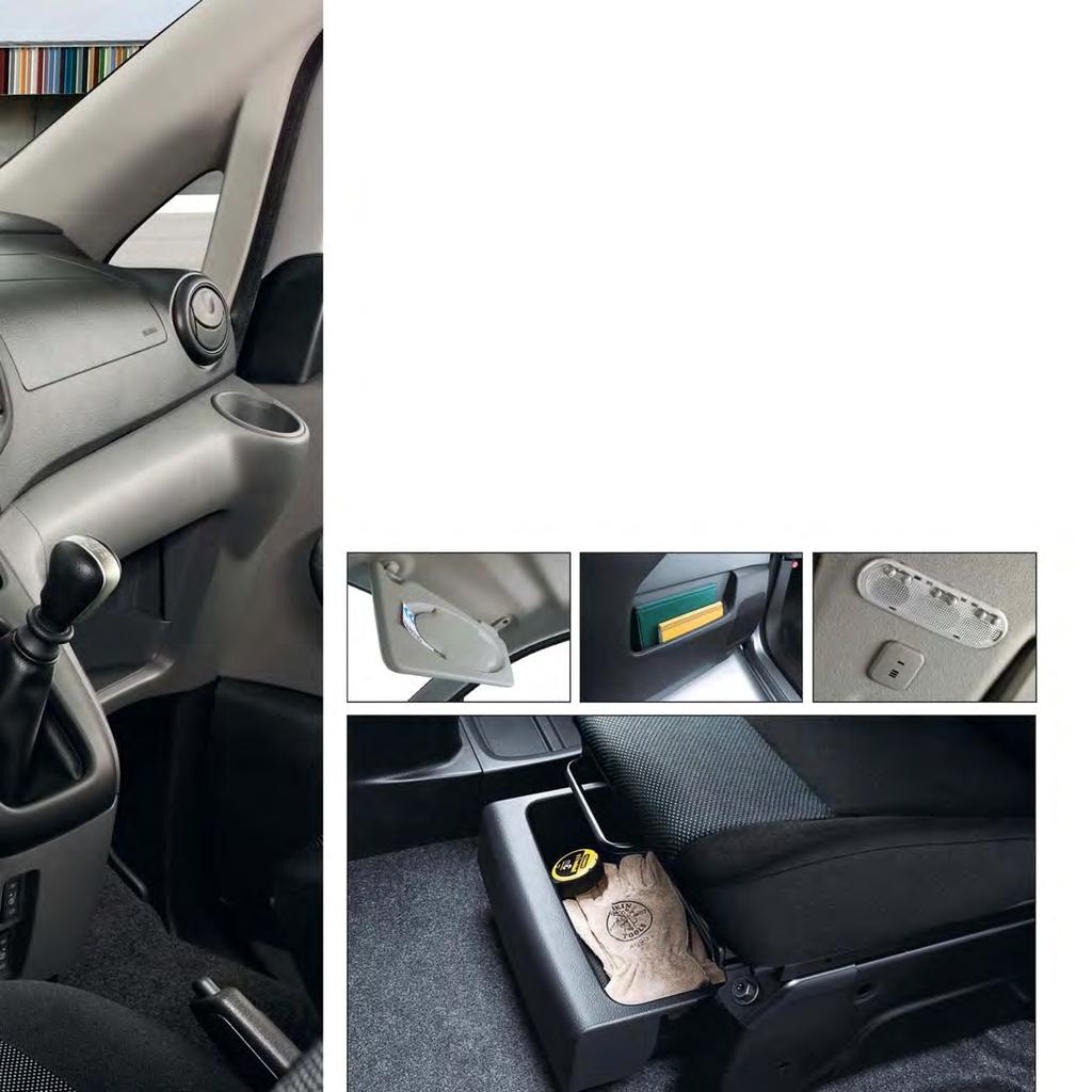 Suuriin ovitaskuihin mahtuu A4-kokoinen tiekartta. NV200:ssa on myös umpinaisia säilytystiloja, kuten llokerot kuljettajan istuimen alla, hansikaslokerossa sekä keskikonsolissa.