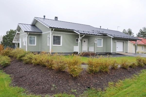 Kaunis ja käytännöllinen kokonaisuus, jossa yhdistyvät lähes jokaisen perheen toiveet.