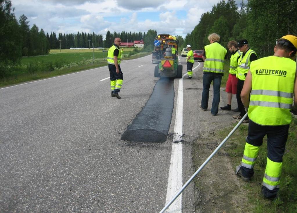 Varsinkin alemman luokan päällysteteiden kunto heikkenee jatkuvasti. Päällystepaikkaukset lisääntyvät tulevina vuosina.