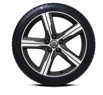 3 C/F/72 db 31650912 Nokian, Hakkapeliitta R2 B/F/72 db 31650911 18 " 5-Spoke Matt Black Diamond Cut -ALUMIINIVANNE 245/45 R18 Continental, IceContact