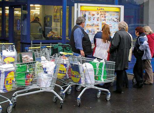 Vilkkaan rajaliikenteen ja runsaan raskaan liikenteen maakunnassa infrastruktuuri voi pahimmillaan toimia pullonkaulana maakunnan tasapainoisen aluerakenteen ja elinvoimaisuuden