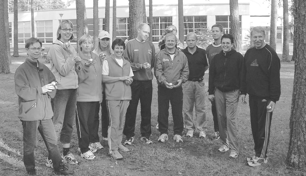 Keski-Suomen Liikunta ry:n hallitus 2003 Martti Olli, puheenjohtaja martti.olli@talousturva.inet.fi Heikki Mäkinen, varapj huima.heikki@nic.fi Tarja Mäki-Punto, varapj tarja.maki-punto@iki.