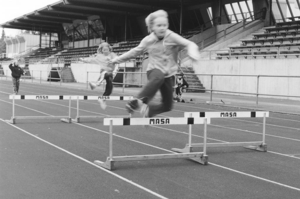 Lajiliittoja on hankkeessa mukana tällä hetkellä 10, Liikunnan koulutuskeskuksia 8, SLU:n alueita kaikki 15 sekä Kunto ry, Nuori Suomi ry ja TUL.