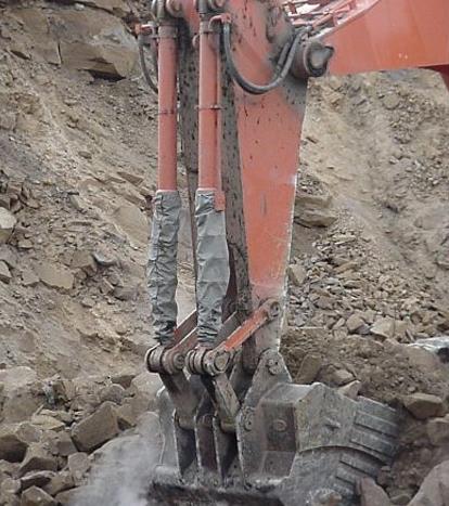 3. Hydraulisylinterien vikaantumismekanismit 28 Kuva 3.
