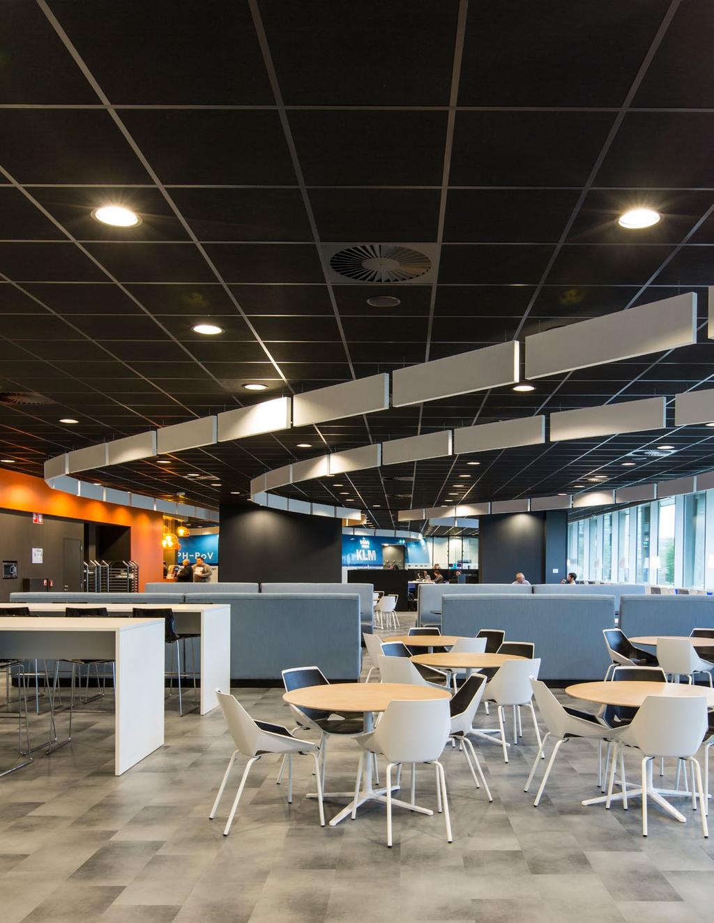 VÄRIÄ ELÄMÄÄN 77 Projekti: Air France & KLM lounge, Schiphol Airport NL