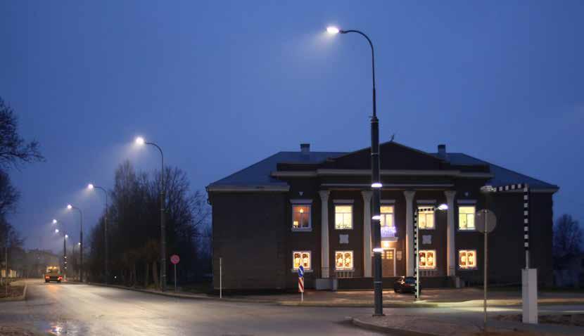 ULKOVALAISIMET LSL 30/LSL 60 LED-katuvalaisin Erittäin energiatehokas jopa 100 lm/w Optimoitu lämmönjohtaminen maksimoi kestävyyden Korkealaatuinen modernisti muotoiltu valaisinkotelo 5 vuoden takuu