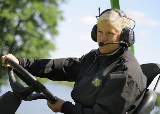 359 00 (379 00 ) Kuulosuojain Peltor WS Alert XP Headset Matkapuhelimen käyttö ja musiikin kuuntelu Stereo