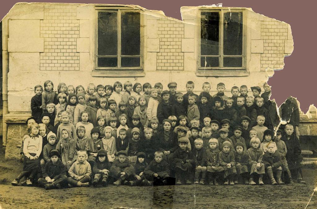 hei KOULUT Tuutarin suomalainen koulu 1930-luvulla.