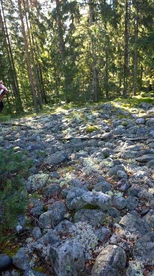 Suurin sodan ja lkeinen korjaus -luvulla, normaaleita muurien ja palomuurien korjauksia lukuun ottamatta, on terassin ja portaiden betonivalu toukokuussa.