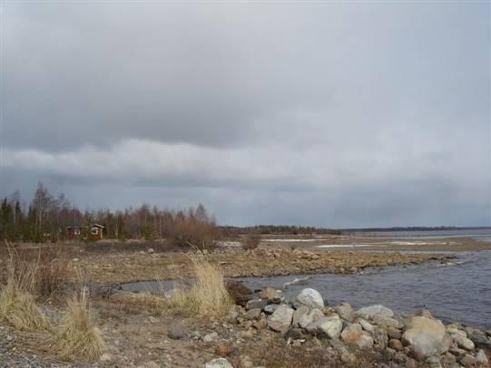 10 (11) 10 YHTEYSTIEDOT Simon kunnan ydinvoimayleiskaavan muuttaminen tapahtuu Simon kunnan johdolla. Kunnan vastuuhenkilönä toimii Teknisen toimen päällikkö Ilkka Soukka.