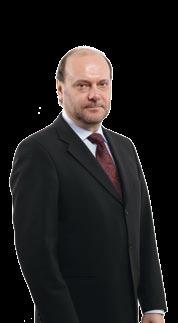 Työhistoria: Kesko Oy:n palveluksessa vuodesta 1980: talousosaston johtaja 1985 1989, talousjohtaja 1989 1993, maatalous- ja rautaryhmän johtaja 1993 1995, erikoistavararyhmän johtaja 1995 1996, Tuko