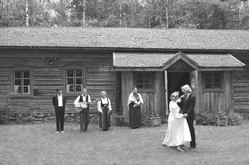 Torpparilaitos syntyi Suomessa 1600-luvulla ja oli laajimmillaan 1890-luvun puoli välissä, jolloin torppia oli noin 70 000 ja torppareita noin 30 % maaseutuväestöstä.